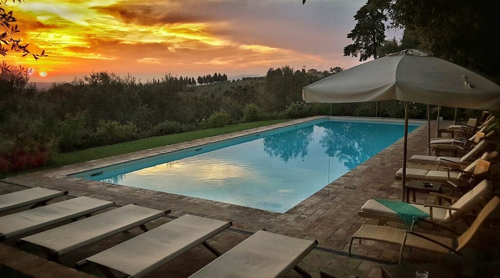 Pool sunset gluten free tuscany villa
